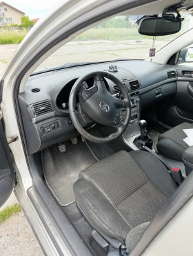 Toyota Avensis, снимка 9