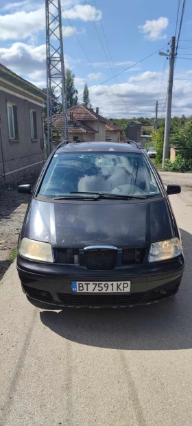     Seat Alhambra