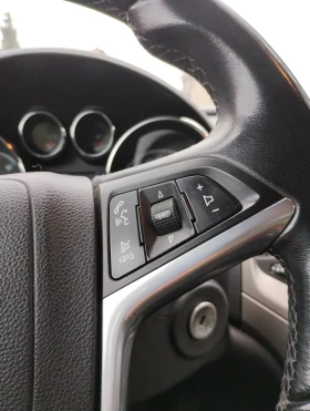 Opel Astra Sports Tourer - 3999 € / 7821.36 лв. - 67736579 7