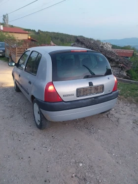 ����� �� �������� �� Renault Clio ������ �� �����