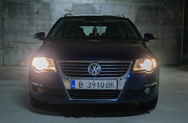 VW Passat, снимка 1 - Автомобили и джипове - 43902552