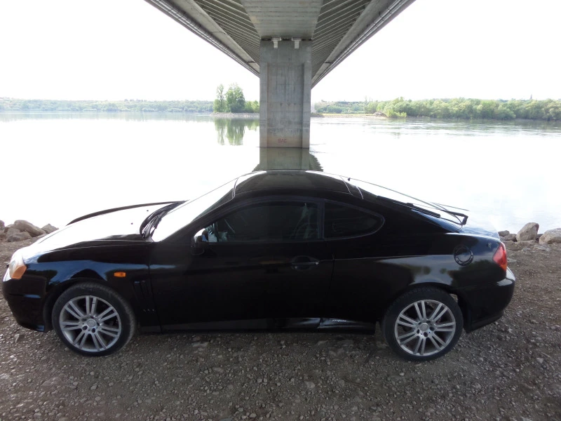 Hyundai Coupe, снимка 5 - Автомобили и джипове - 47595565