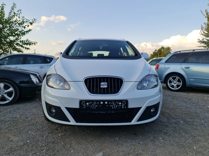 Seat Altea КАТО ЧИСТО НОВА, снимка 2 - Автомобили и джипове - 47413715