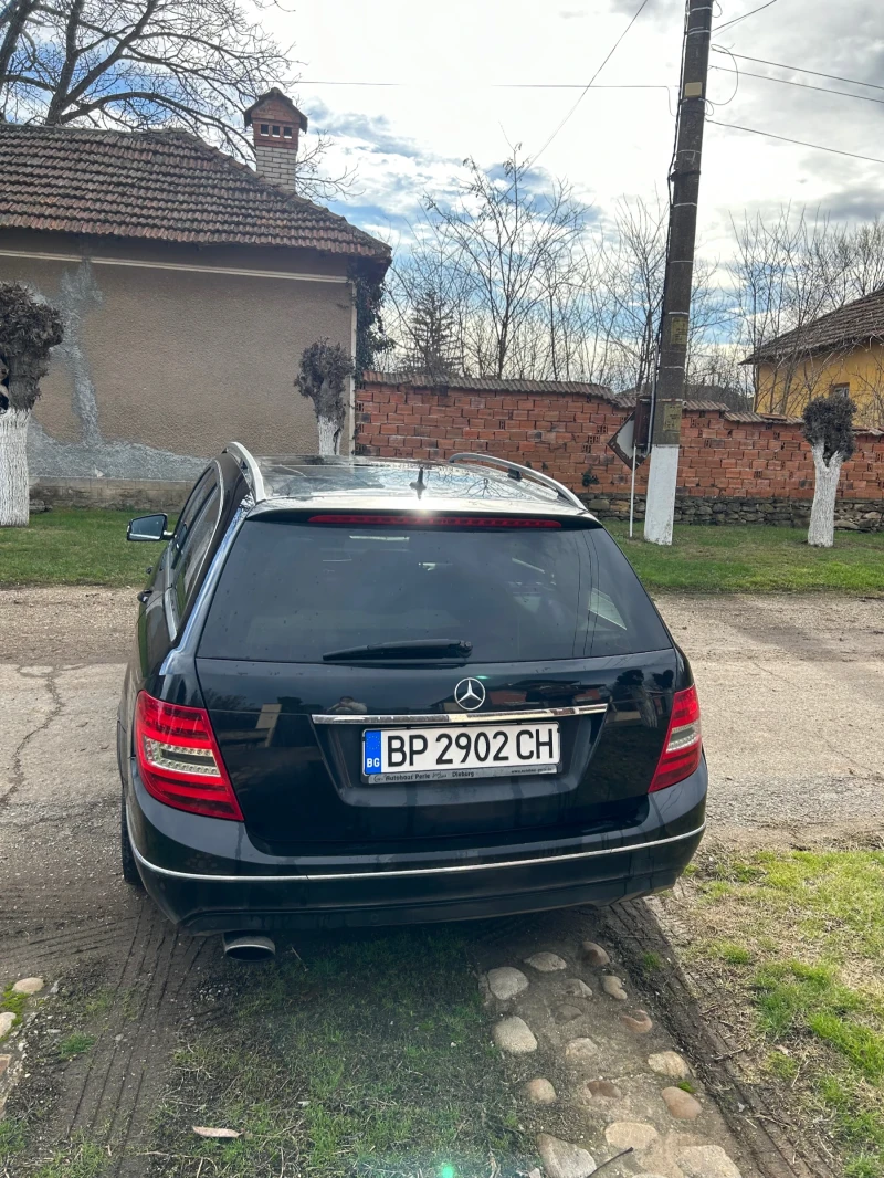 Mercedes-Benz C 220 AMG-Line, снимка 5 - Автомобили и джипове - 47987664