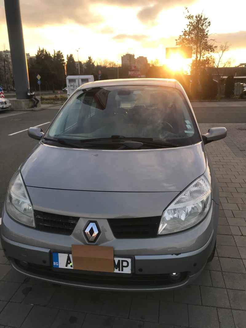 Renault Scenic, снимка 1 - Автомобили и джипове - 48588448