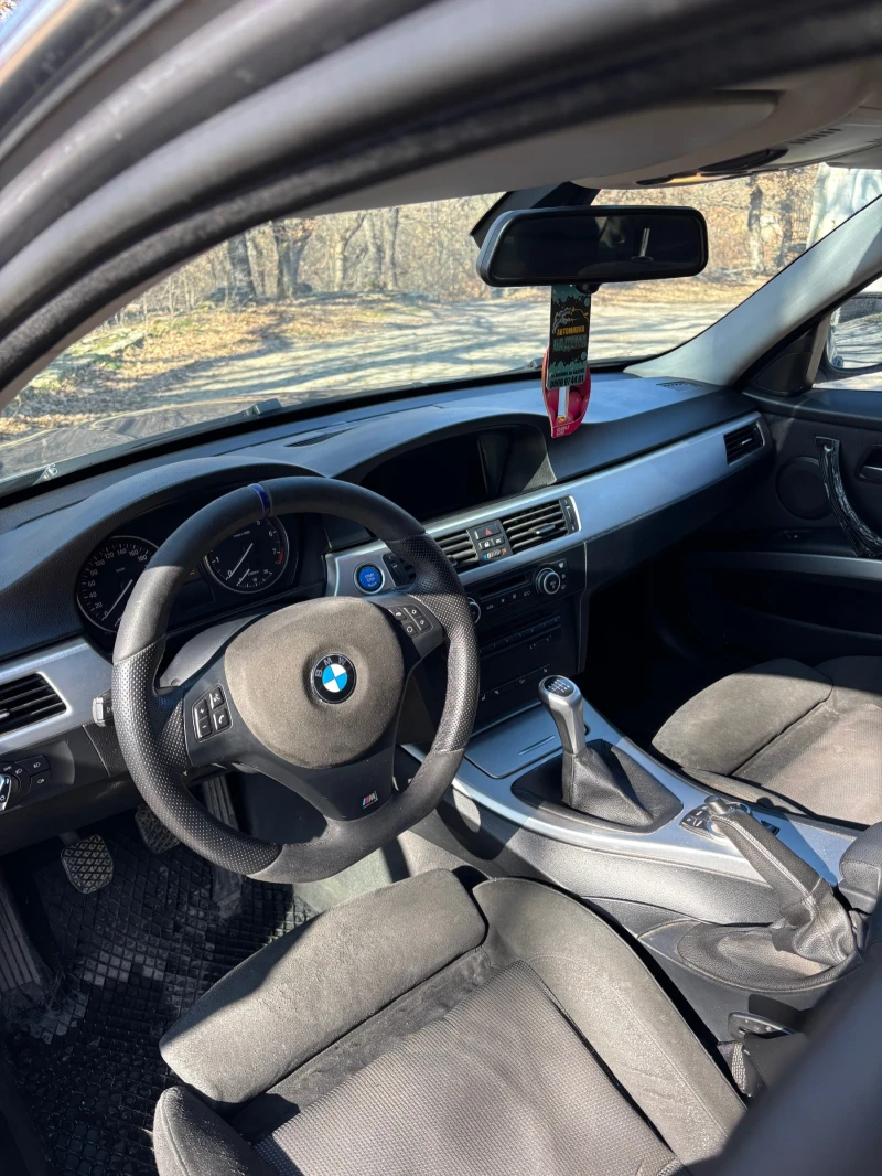 BMW 325 BMW E90 325xi САМО НА ЗАДНО, снимка 11 - Автомобили и джипове - 49071558