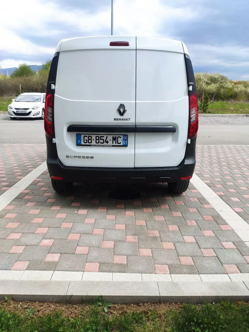 Renault Express 35700км EURO 6, снимка 4 - Автомобили и джипове - 51232050