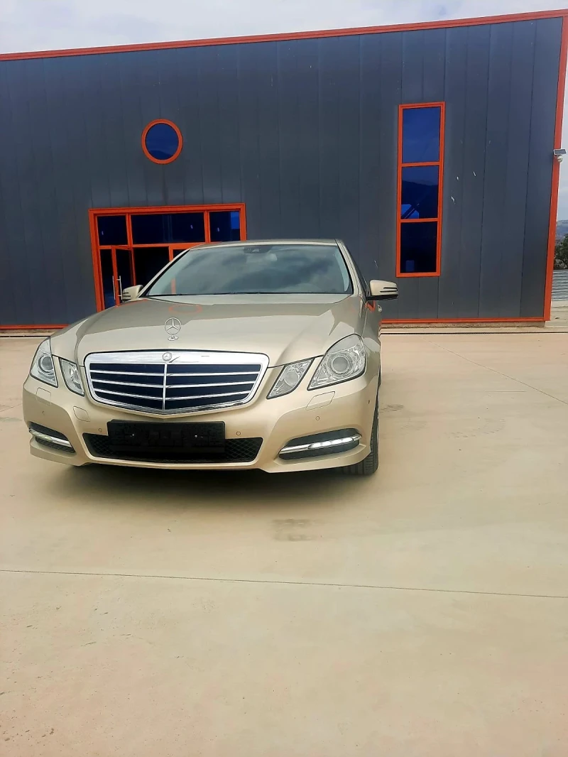 Mercedes-Benz E 350 КатоНов* 306HP* 4Matic, снимка 7 - Автомобили и джипове - 51234561