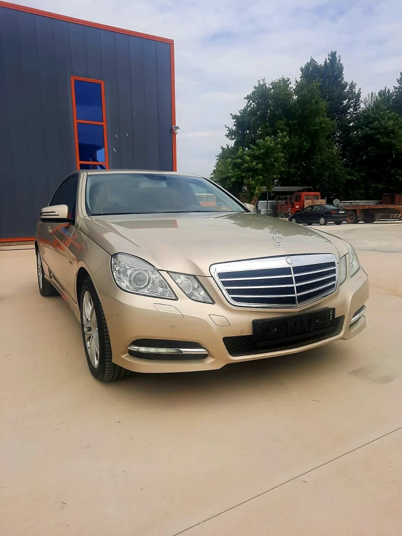 Mercedes-Benz E 350 КатоНов* 306HP* 4Matic, снимка 6 - Автомобили и джипове - 51234561