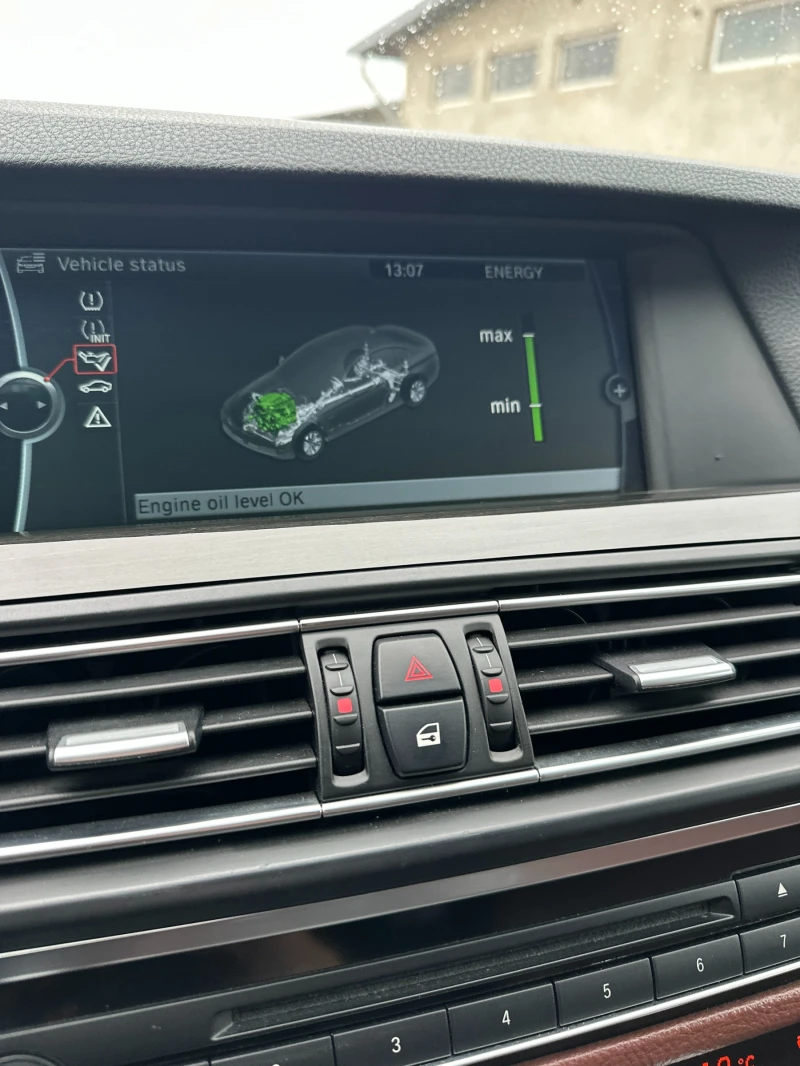 BMW 550 xi, снимка 15 - Автомобили и джипове - 52561940