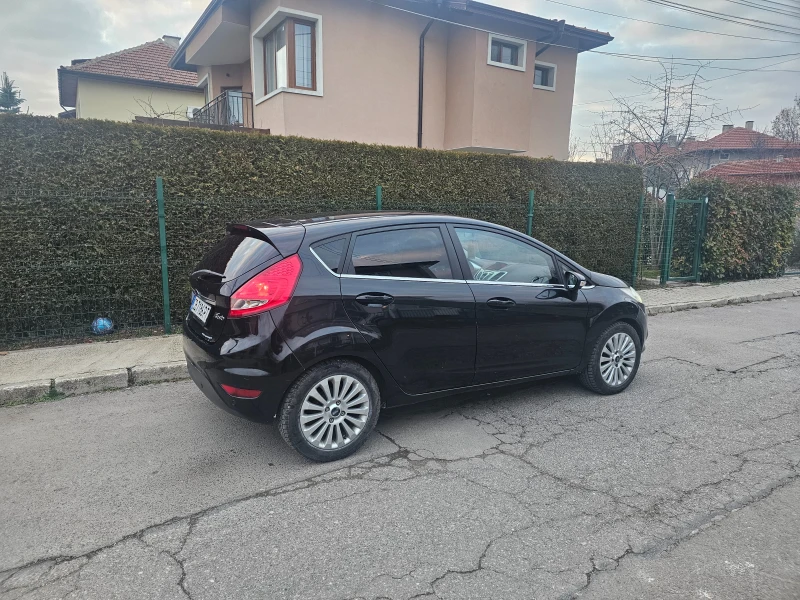 Ford Fiesta Газ-инж-Гаражна, снимка 6 - Автомобили и джипове - 52920071