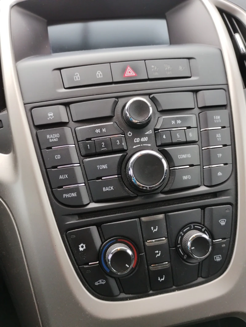 Opel Astra Sports Tourer, снимка 6 - Автомобили и джипове - 53430146