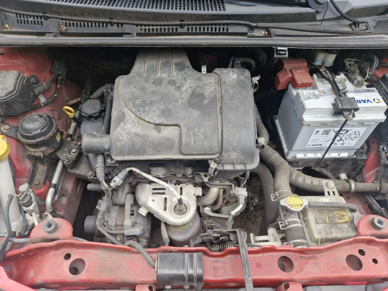 Toyota Yaris 1.0 , снимка 6 - Автомобили и джипове - 53486155