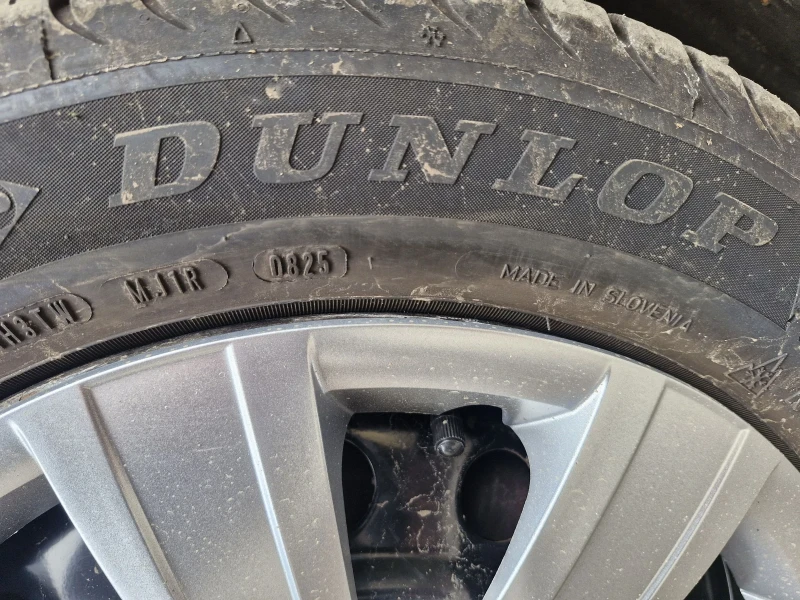 Toyota Yaris 1.0 , снимка 7 - Автомобили и джипове - 53486155