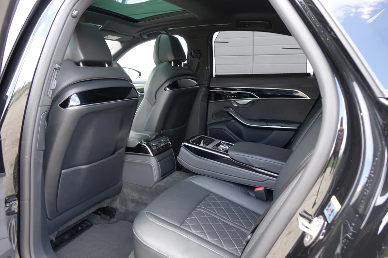 Audi A8 3XS-LINE* RS* OLED LIGHTS* 360* - 115900 лв. - 53775403 | Car24.bg