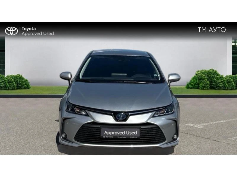 Toyota Corolla SDN 1.8HSD Executive, снимка 5 - Автомобили и джипове - 54708021