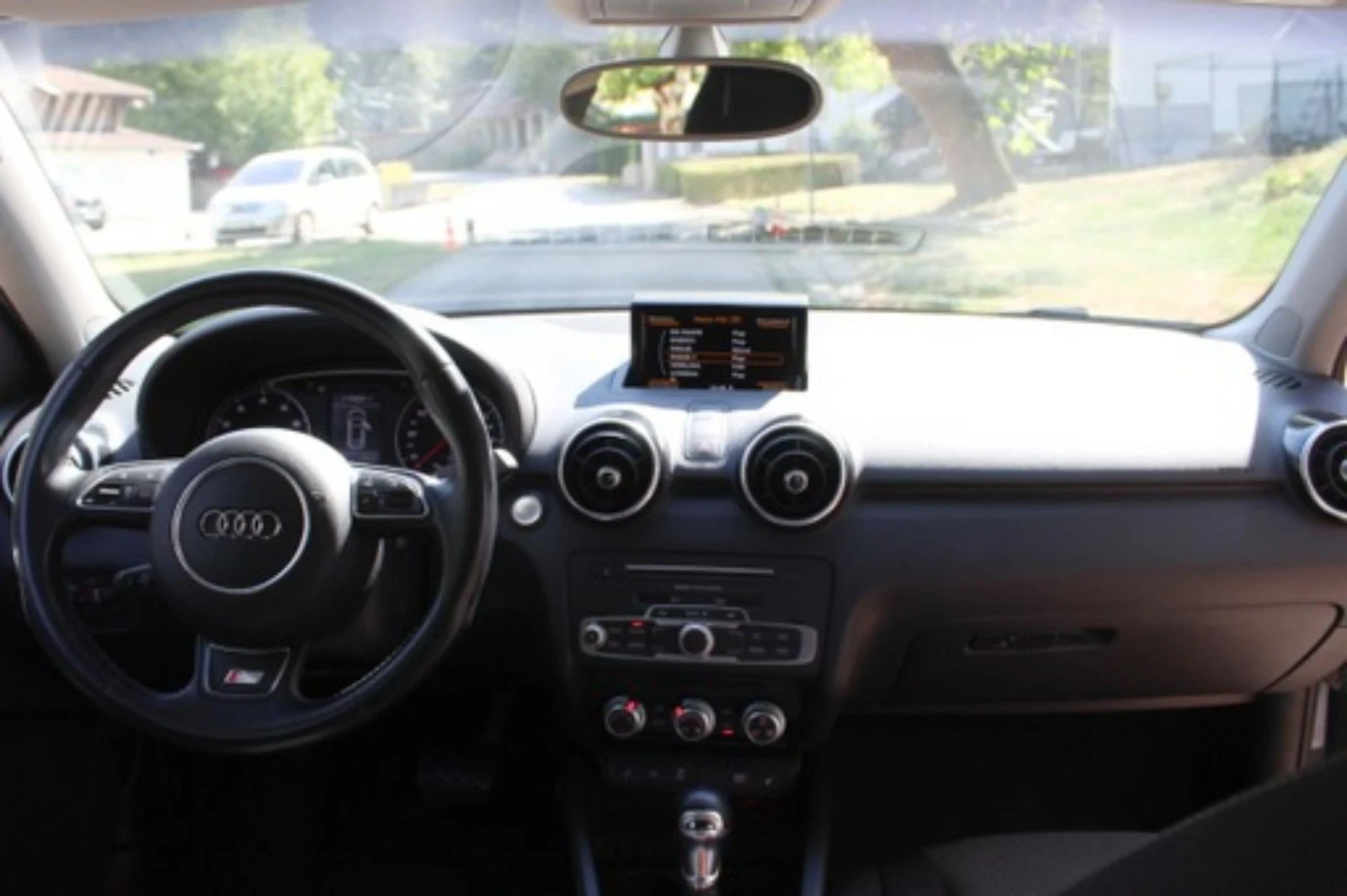 Audi A1 1.4TFSI 150kc/sportback/ ШВЕЙЦАРИЯ/ LED/Nardo Grey - изображение 6