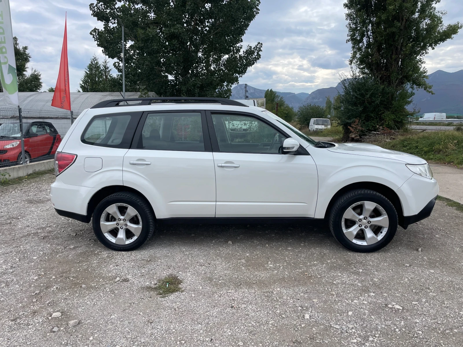 Subaru Forester 2.0TDI-4x4-KAMERA-ITALIA - изображение 4