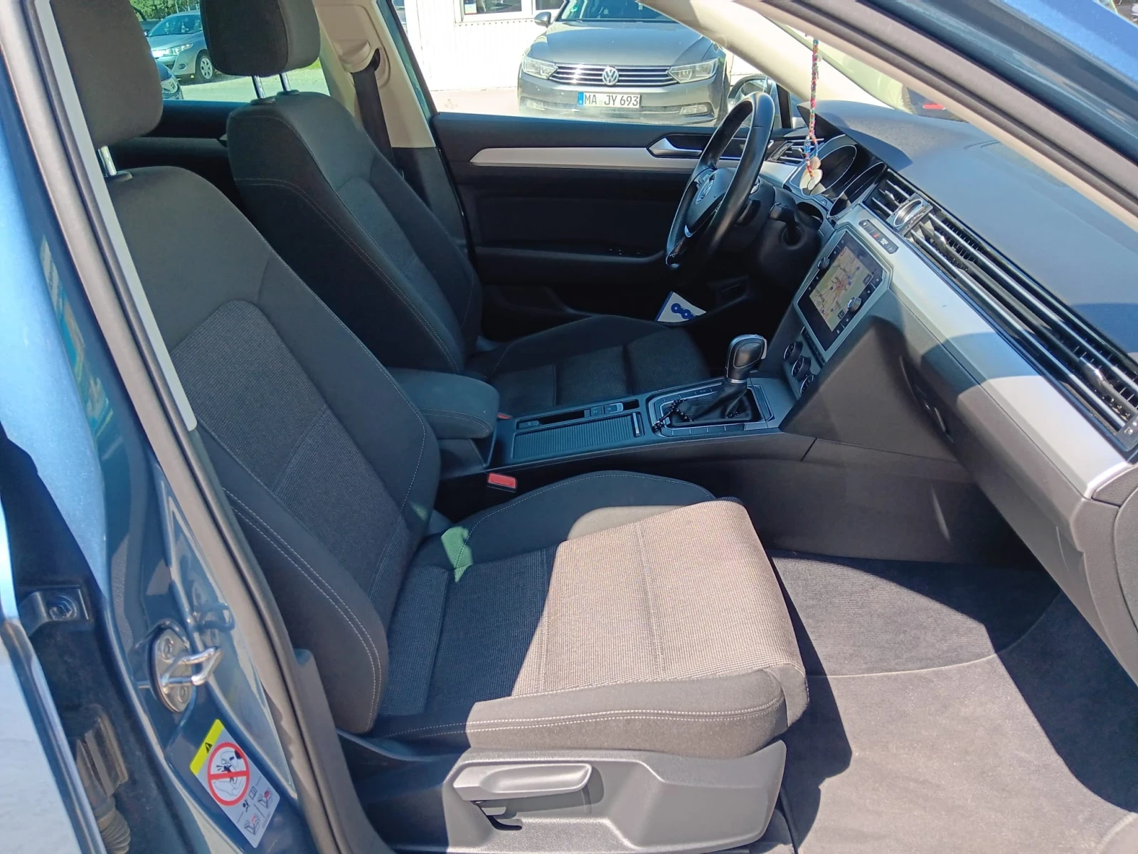 VW Passat | Mobile.bg   11