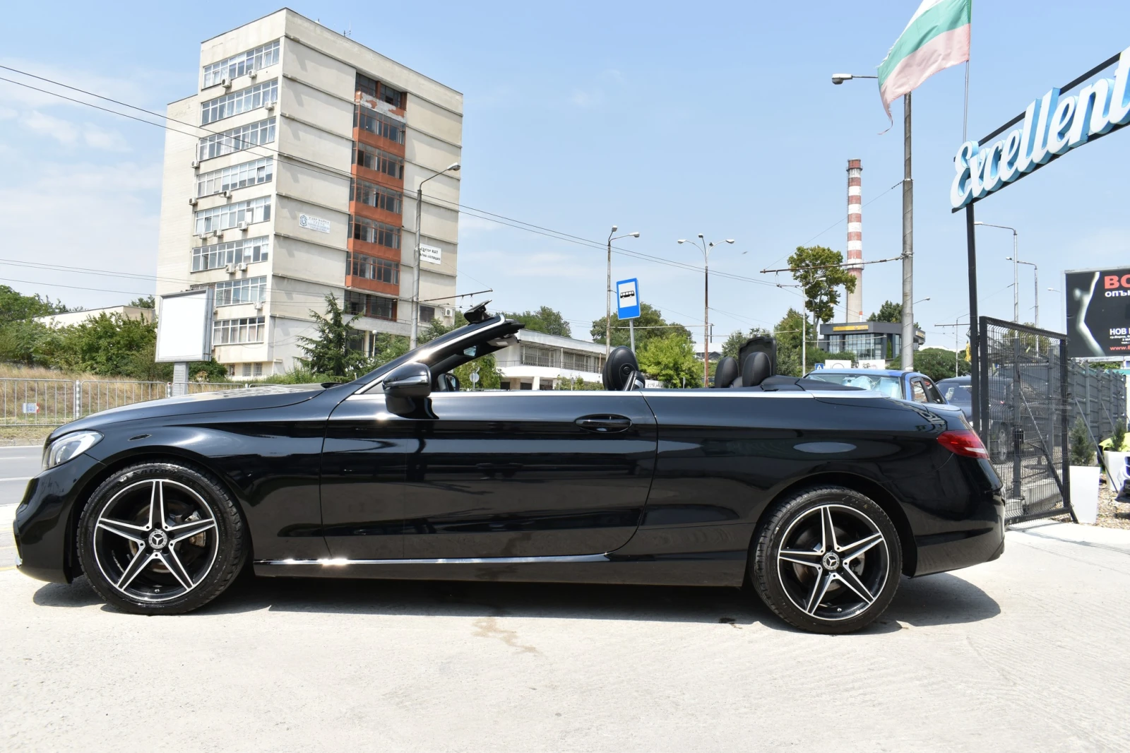 Mercedes-Benz C 220 AMG-LINE* CONVERTIBLE* FULL-LED - изображение 4