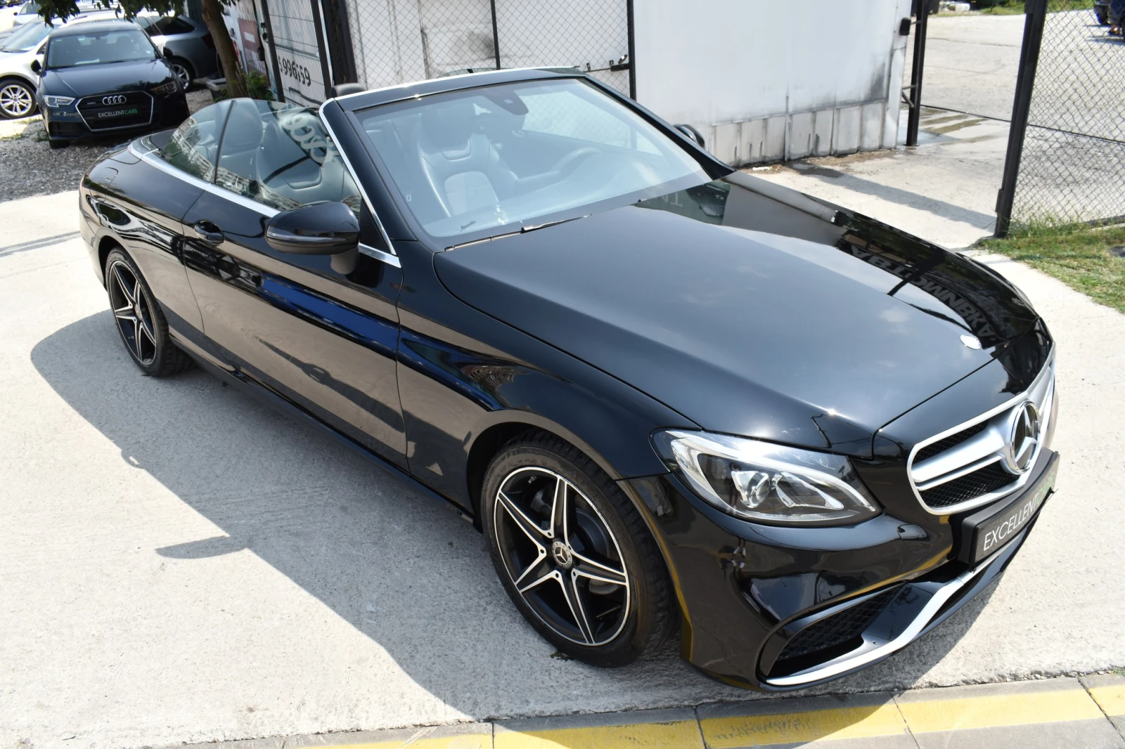 Mercedes-Benz C 220 AMG-LINE* CONVERTIBLE* FULL-LED - изображение 5