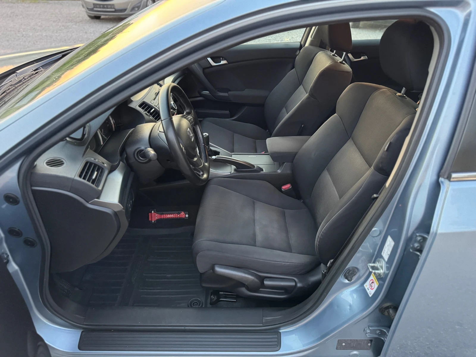 Honda Accord 2.0i Facelift - изображение 8
