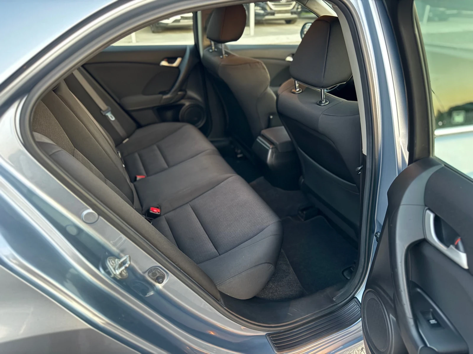 Honda Accord 2.0i Facelift | Mobile.bg   13