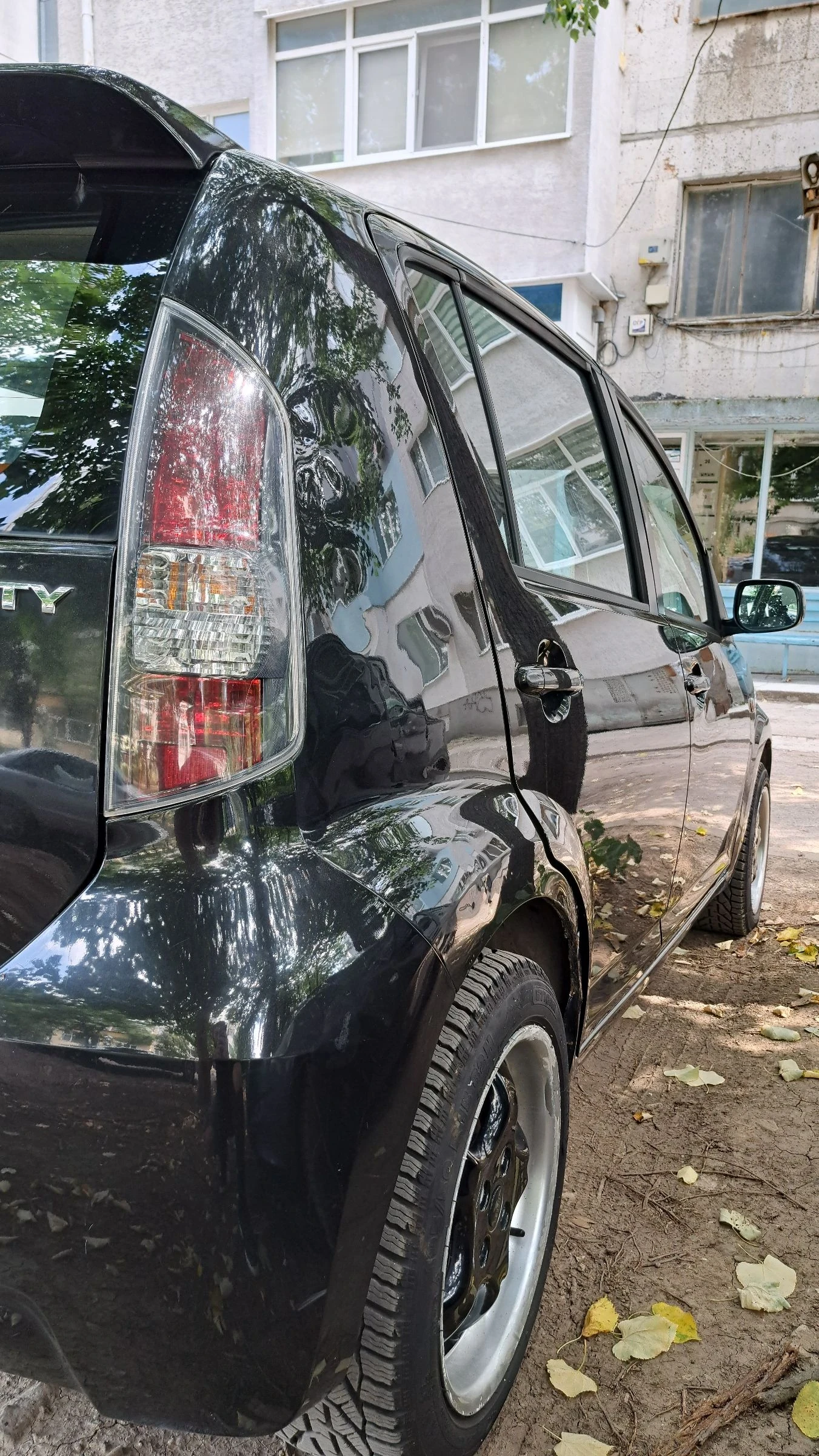Subaru Justy  - изображение 10