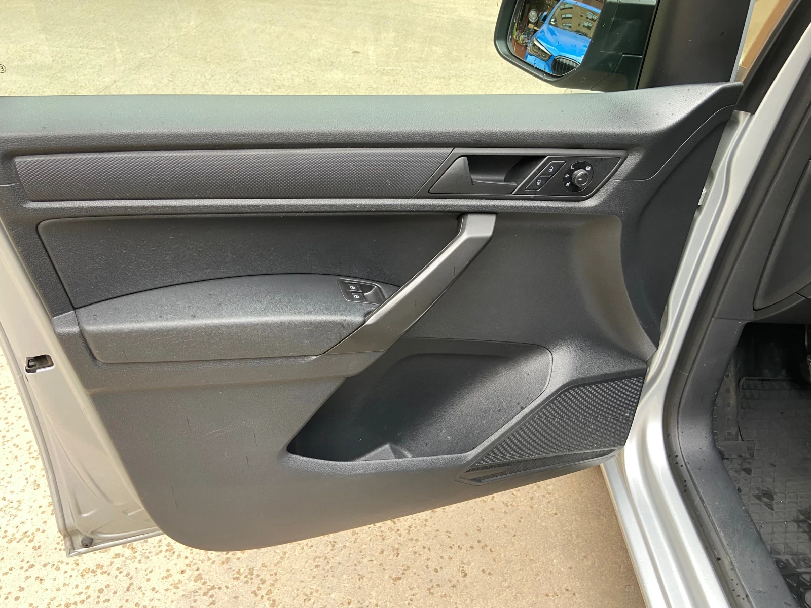 VW Caddy | Mobile.bg � ����������� 11