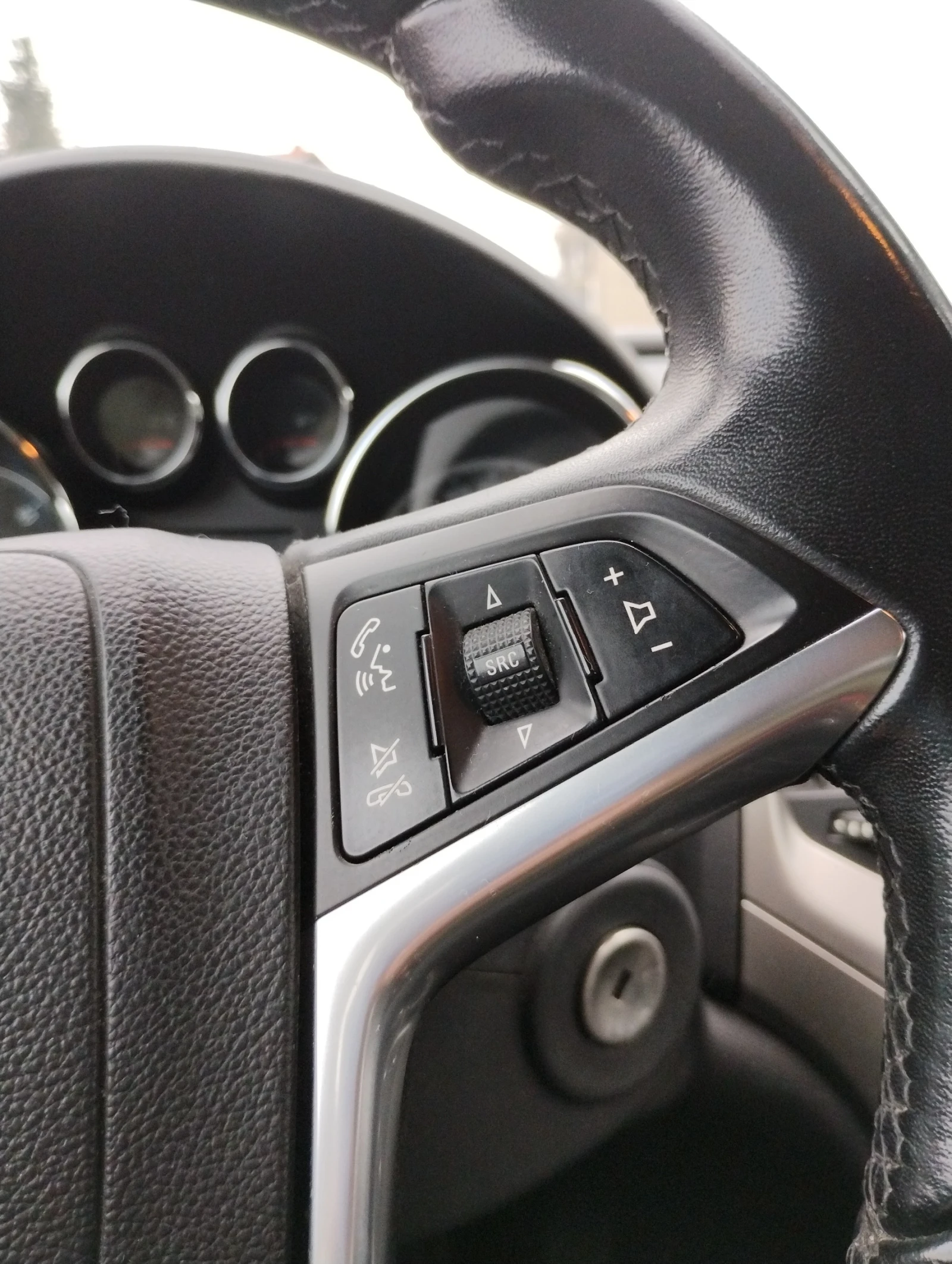 Opel Astra Sports Tourer | Mobile.bg � ����������� 7