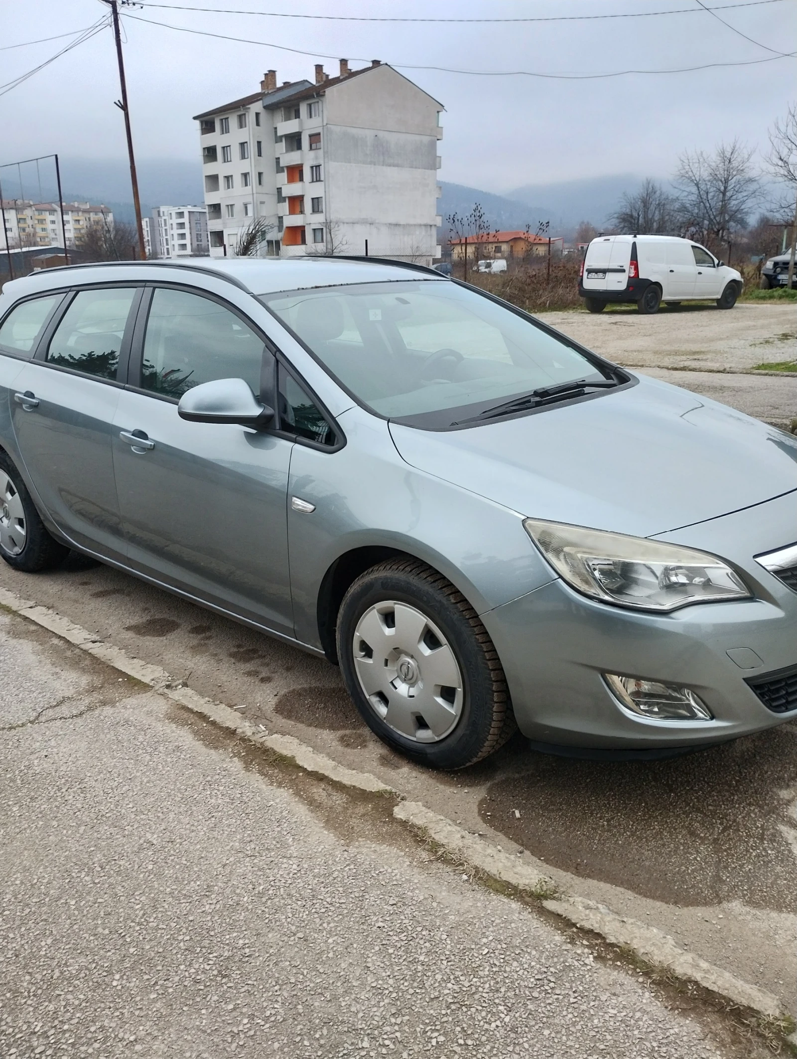 Opel Astra Sports Tourer | Mobile.bg � ����������� 1