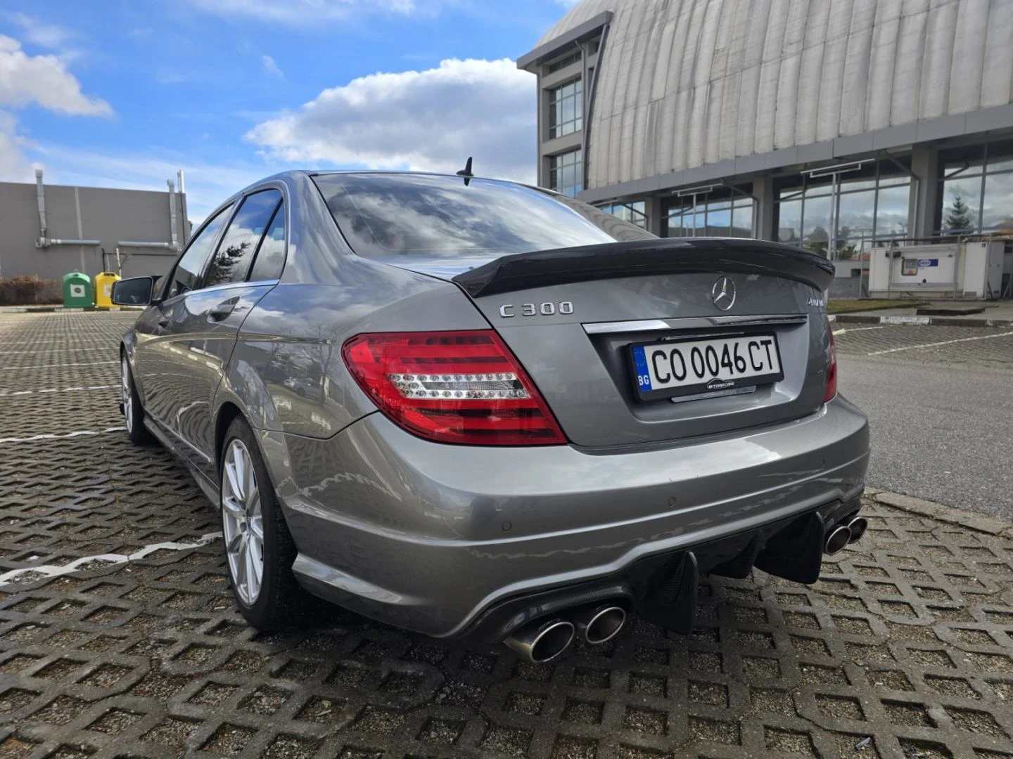 Mercedes-Benz C 300  - изображение 3