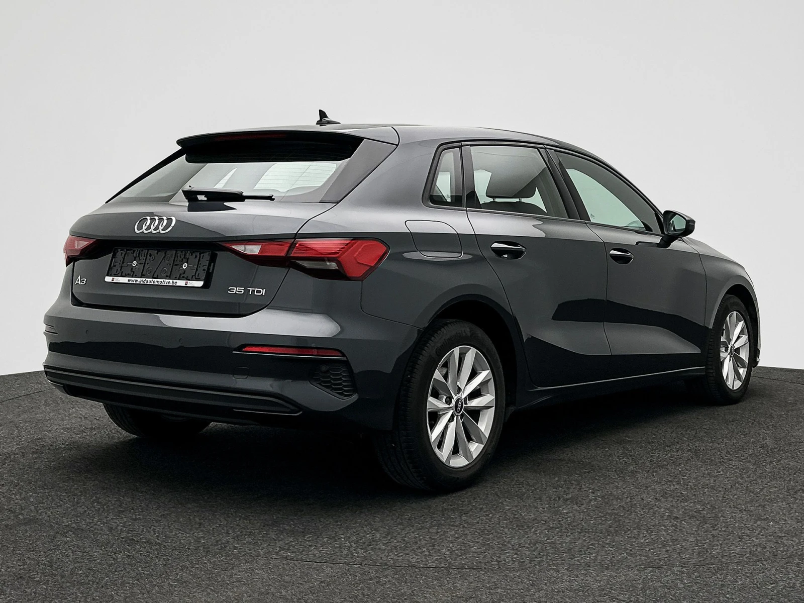 Audi A3  35 TDI Business - изображение 3