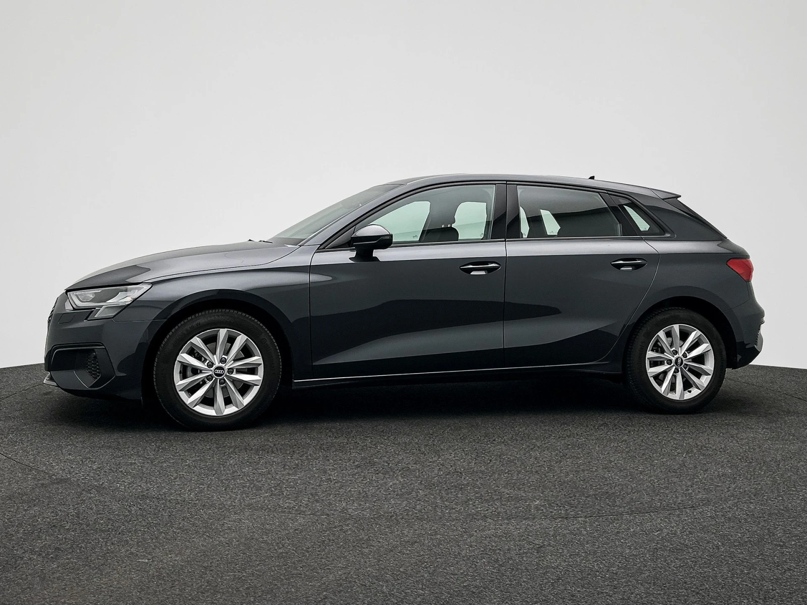 Audi A3  35 TDI Business - изображение 6