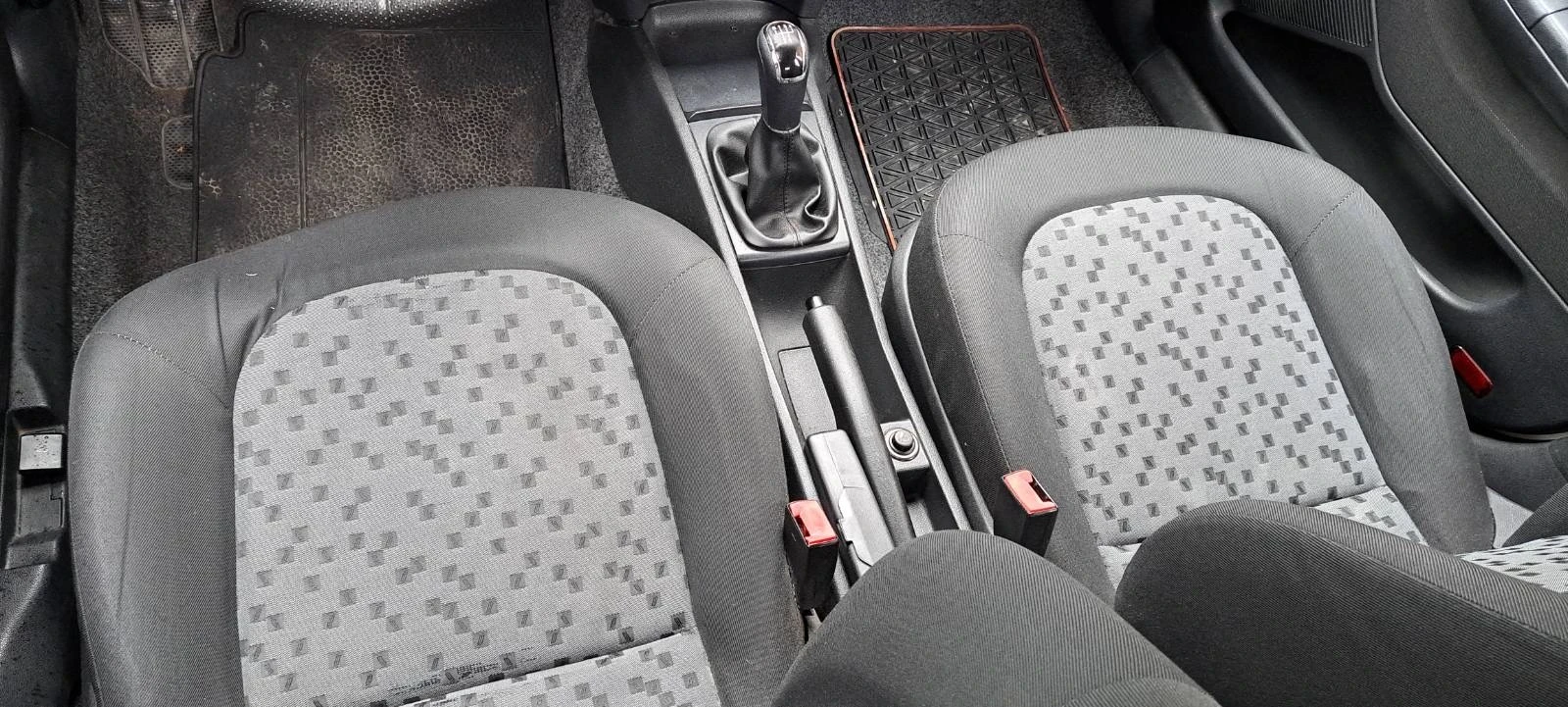 Skoda Fabia | Mobile.bg � ����������� 5