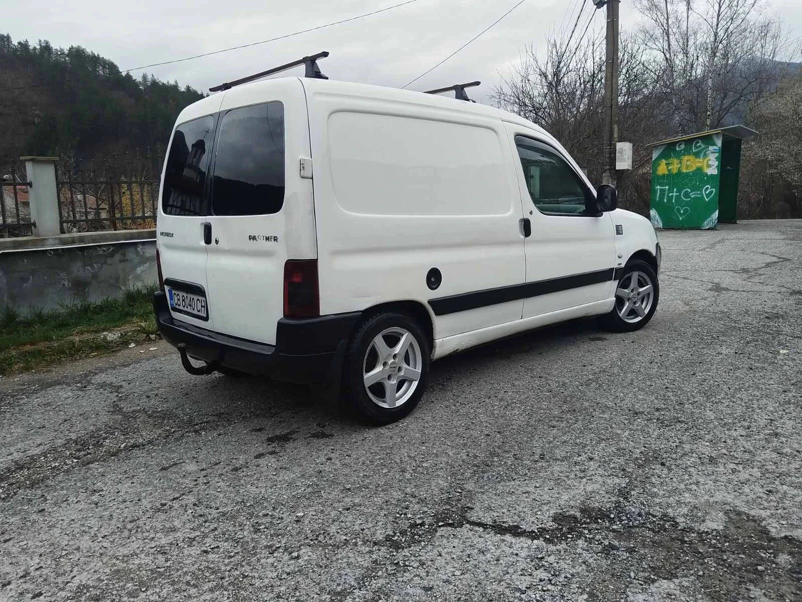 Peugeot Partner 1.9 D, снимка 3 - Автомобили и джипове - 54033528