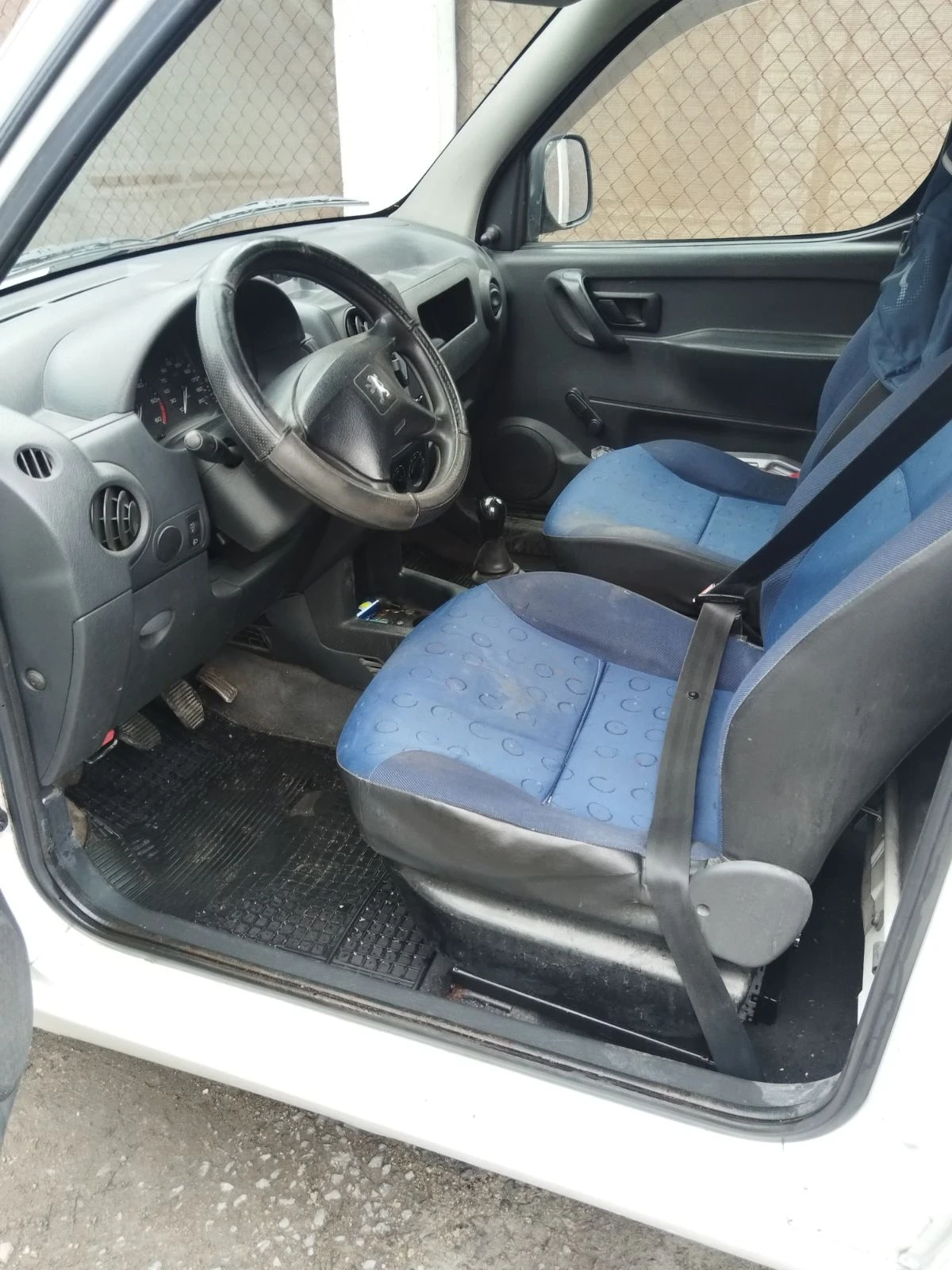 Peugeot Partner 1.9 D, снимка 10 - Автомобили и джипове - 54033528