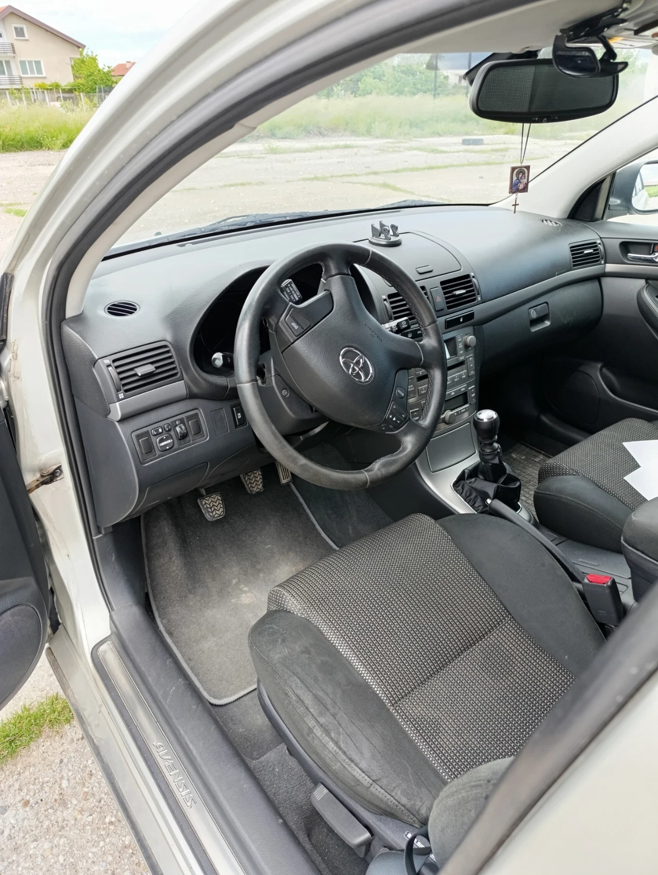 Toyota Avensis, снимка 9 - Автомобили и джипове - 54585250
