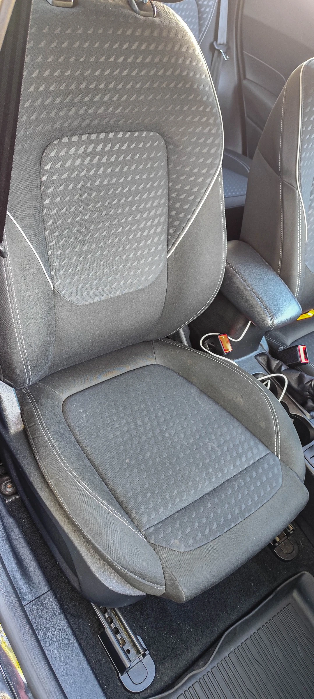 Ford Fiesta MK8 Titanium | Пълна история в Мото-Пфое | CarPlay, снимка 16 - Автомобили и джипове - 54874884