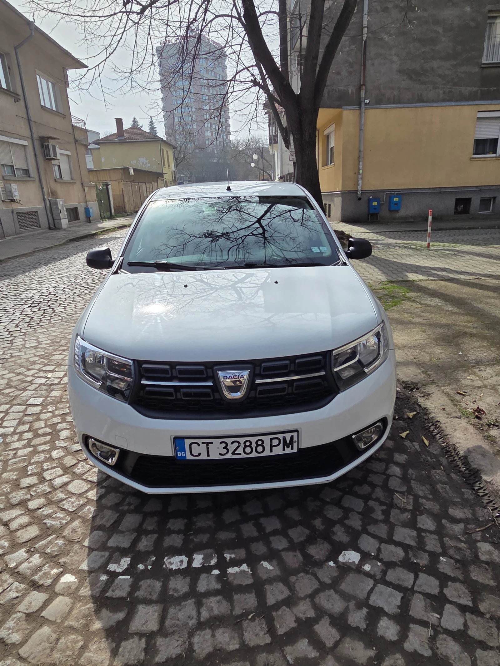 Dacia Sandero, снимка 5 - Автомобили и джипове - 54975411
