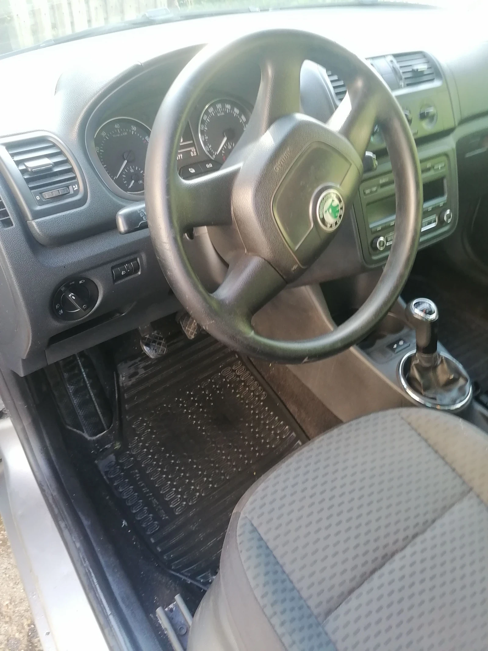 Skoda Roomster 1.2i, снимка 5 - Автомобили и джипове - 55225889