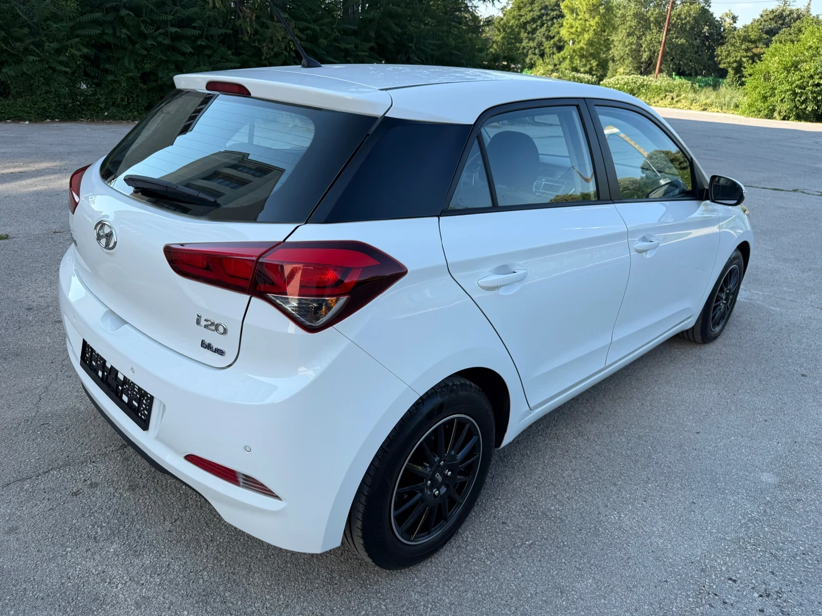 Hyundai I20, снимка 4 - Автомобили и джипове - 55105836