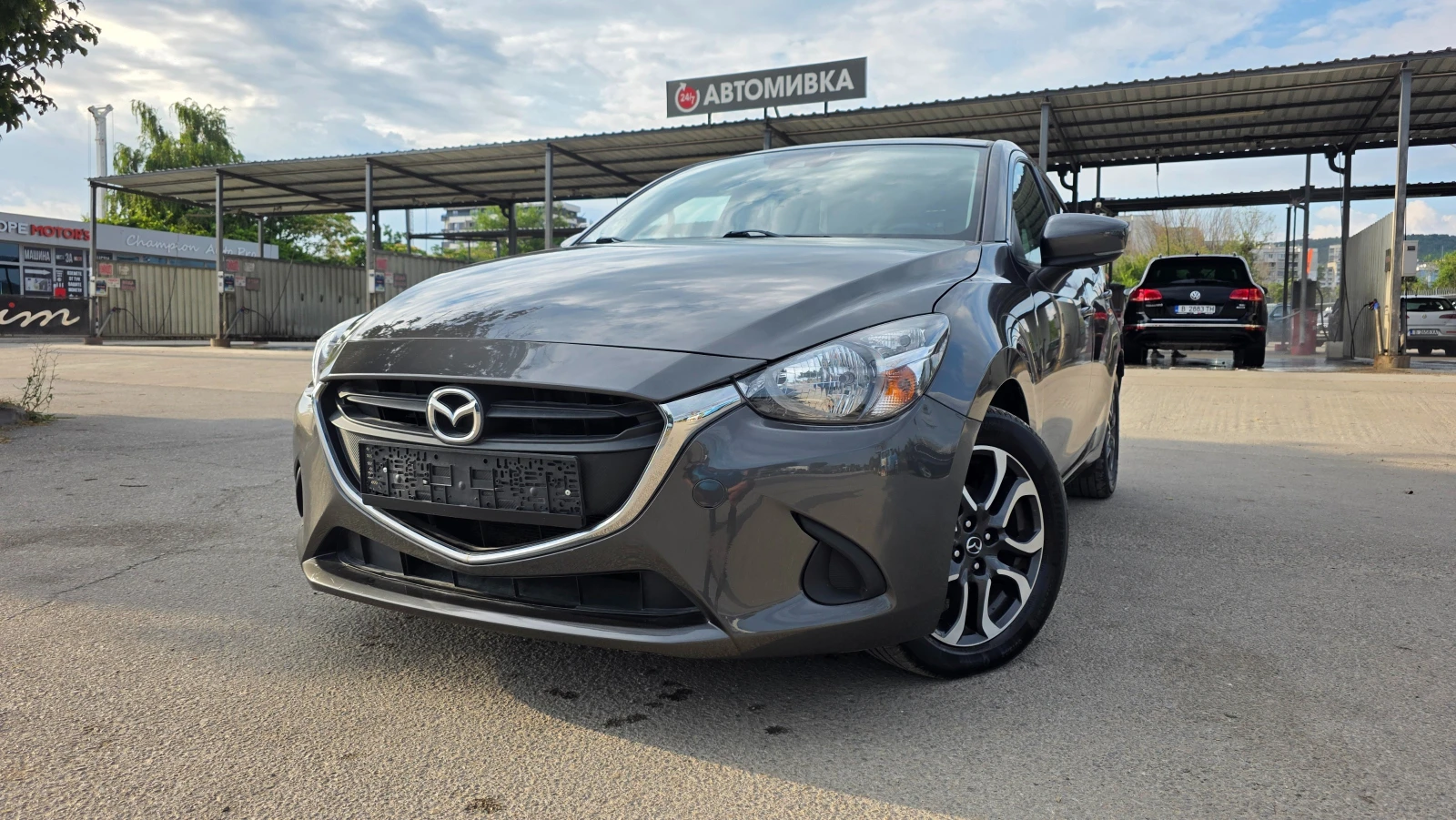 Mazda 2 KATO ЧИСТО НОВ