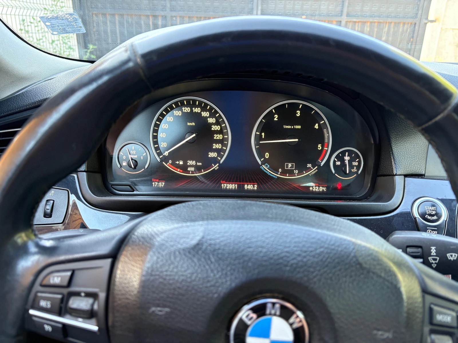 BMW 530 4x4, снимка 8 - Автомобили и джипове - 55424538