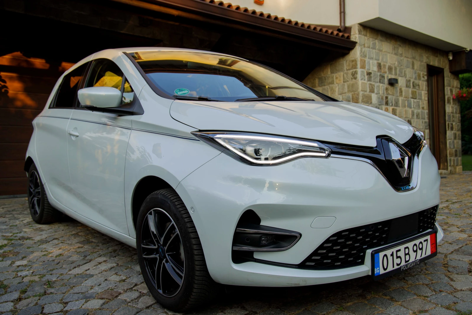 Renault Zoe Renault Zoe R135 52kWh / CCS 50kW , снимка 3 - Автомобили и джипове - 55606941