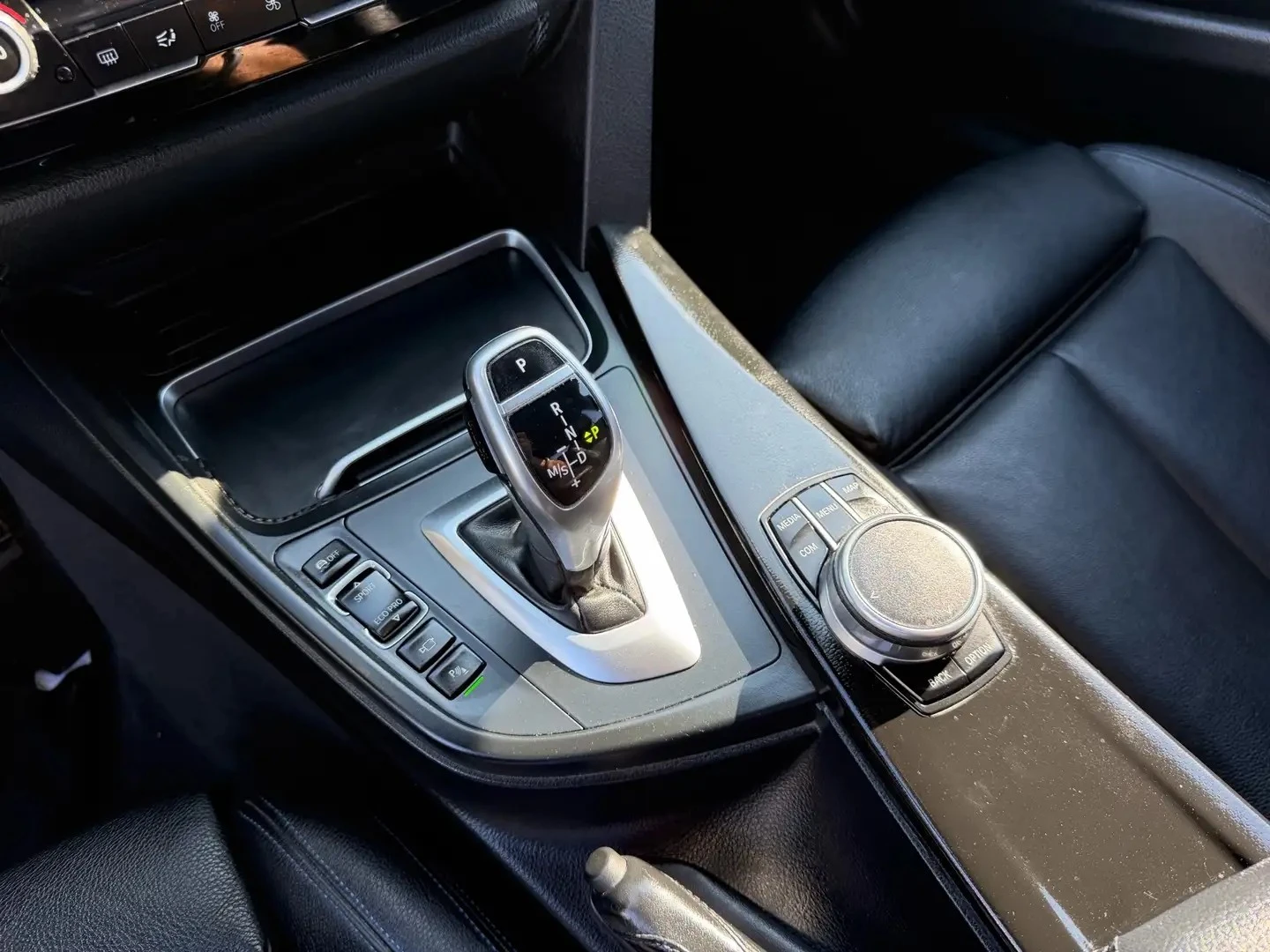BMW 340 xDrive* CTS Intake* Keyless, снимка 17 - Автомобили и джипове - 55710178