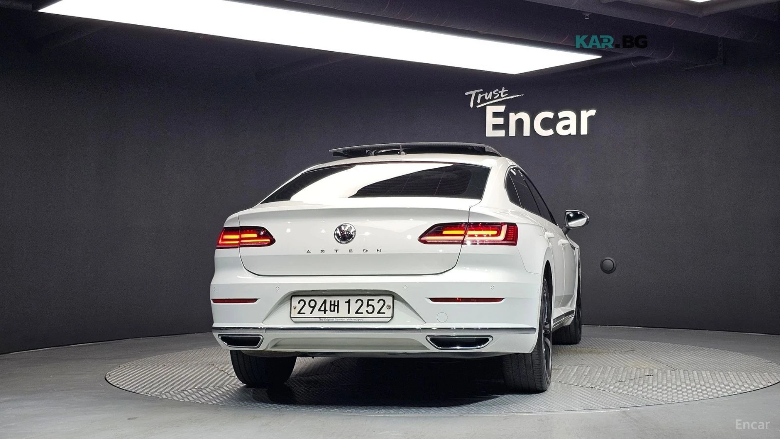 VW Arteon PRESTIGE* 2.0* TDI* DISTRONIC* 360* МАСАЖИ* ОБДУХ*, снимка 4 - Автомобили и джипове - 56130869
