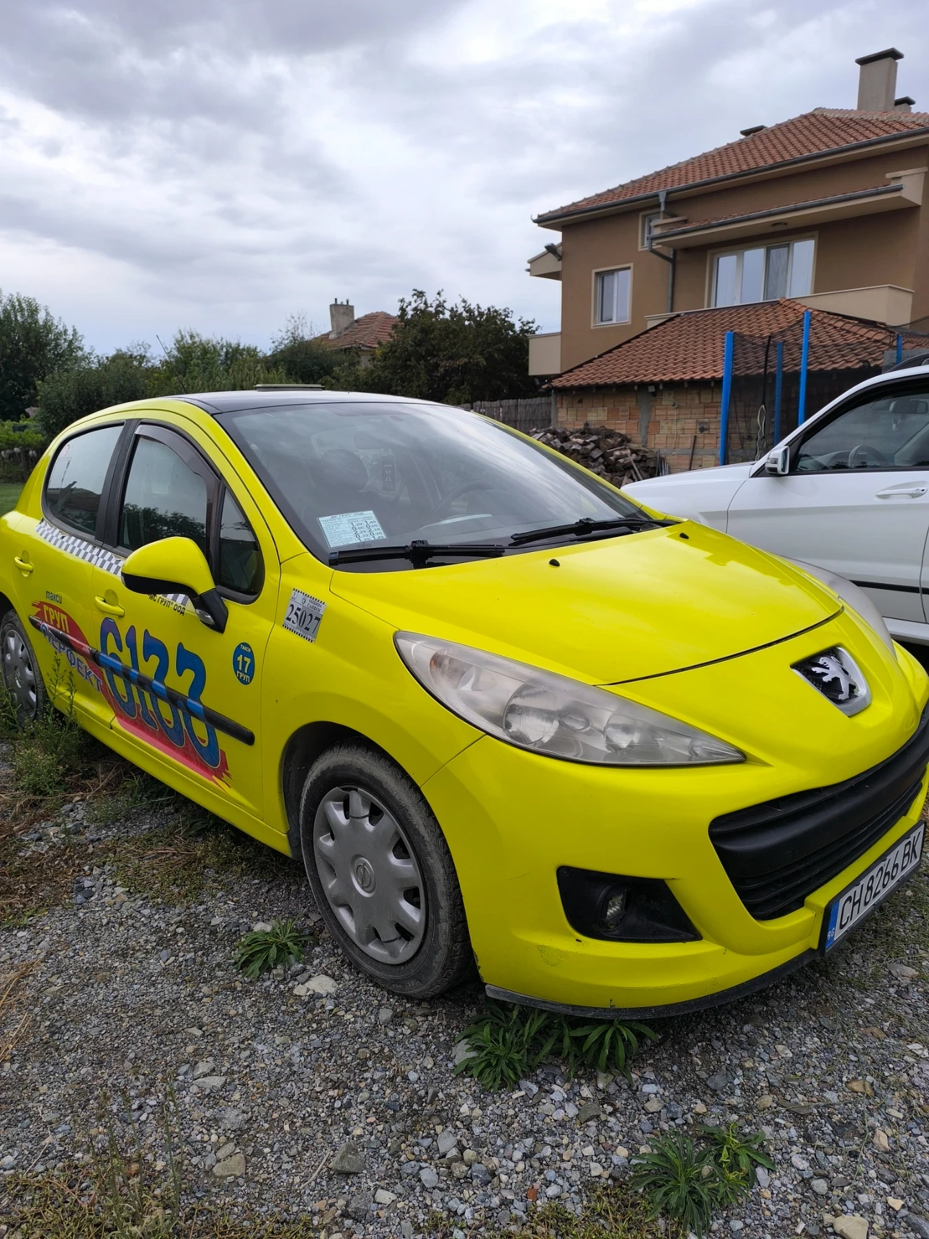 Peugeot 207 1.4 газ 