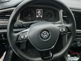 VW T-Roc 2.0TDI, 4Х4, АВТОМАТ, УДАРЕН ДЖИП, снимка 11