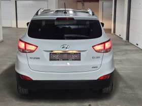 Обява за продажба на Hyundai IX35 2.0 i PREMIUM 4X4 163 FULL EURO5b 114689 KEYLESS ~21 990 лв. - изображение 4
